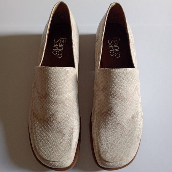 Franco Sarto 'Bocca' Loafers - Picture 5 of 5